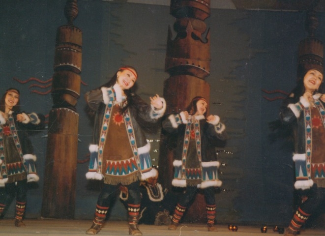 Обложка Электронного документа: "Лунная ночь" постановка Баишева Геннадия и Филипповой Доры: [фотография]