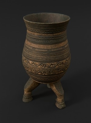 Обложка Электронного документа: Чороон: [деревянный сосуд]