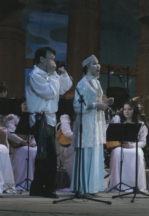 Обложка Электронного документа: Гала-концерт к 15-летию Оркестра национальных инструментов Национального театра танца Республики Саха (Якутия) им. С. А. Зверева-Кыыл Уола: [фотография]