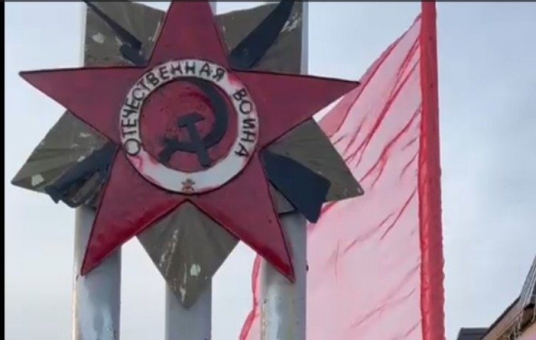 Обложка Электронного документа: Василий Ушницкай-Сэки "Ытыктааҥ, харыстааҥ, ветеран дьоннору": [видеопоэзия]