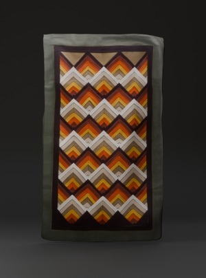 Обложка Электронного документа: Панно-ковер