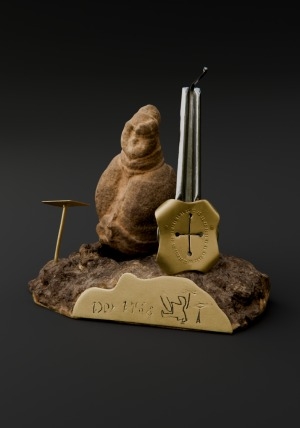 Обложка Электронного документа: Табаҕа ойууна: скульптурная композиция