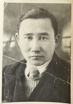 Обложка Электронного документа: Иванов Николай Тихонович: [фотография]