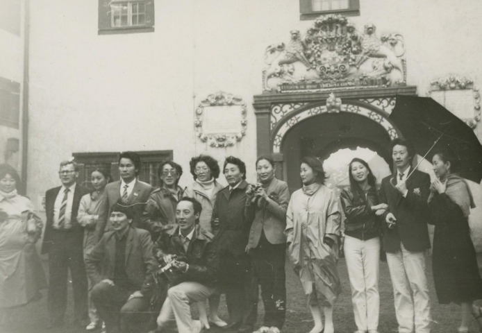 Обложка Электронного документа: Артисты Государственного ансамбля танца - участники культурной программы Лейпцигской ярмарки: [фотография]