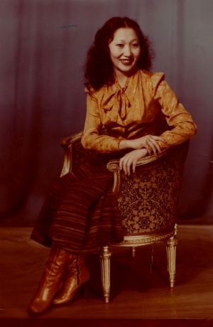 Обложка Электронного документа: Артистка балета Государственного ансамбля танца Якутии Людмила Аммосова в г. Ленинграде: [фотография]