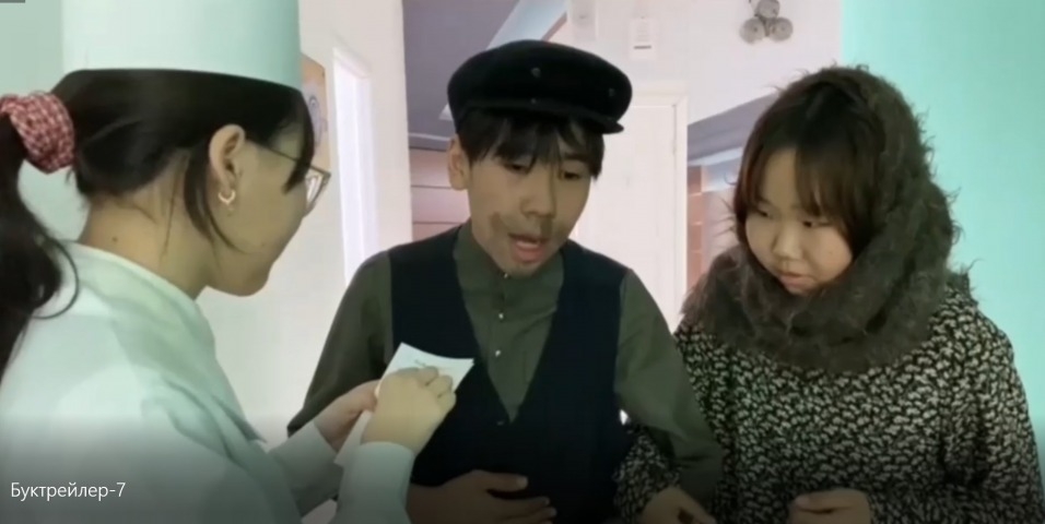 Обложка Электронного документа: Суорун Омоллоон "Бэйэтэ эмтиэкэ": буктрейлер. [видеозапись]