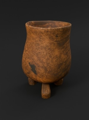 Обложка Электронного документа: Чороон 3-х ногий: [деревянный сосуд]