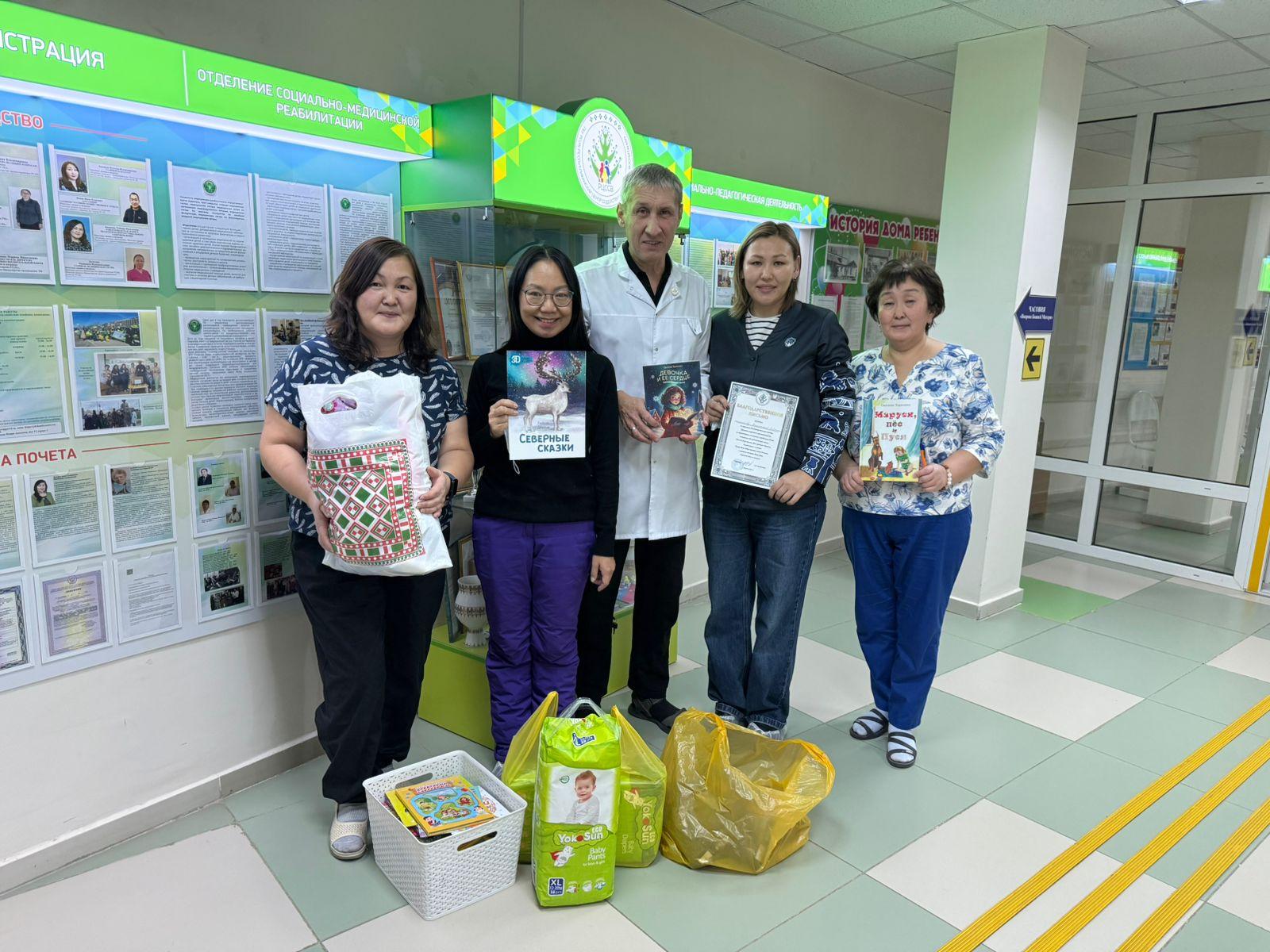 Изображение новости «Коробка добра» для малышей: библиотекари Якутии продолжают добрые дела